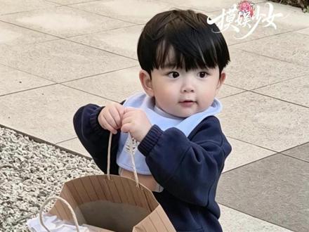 果然时间充裕了 女娲捏小孩儿都用心了 #yoojun #TXT的育儿日记 #韩综 #txt #萌娃