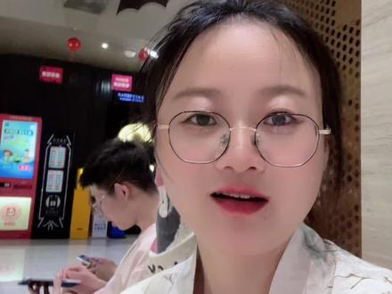 给阿么的情书这部电影你们都看过了吧?我一般都是在大家夸好看的时候我才会想来看的!你们能说说你们对这部电影的看法吗#给阿嬷的情书 #走个面#电影