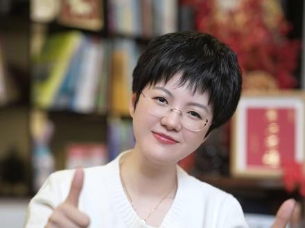 说好的乱世买黄金呢?为啥中东打的越厉害,黄金跌的越多呢?#黄金 #中东局势 #美联储 #美债