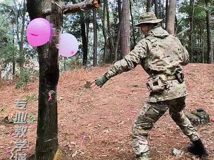 #警棍术教学 攻防组合动作:擒拿锁棍