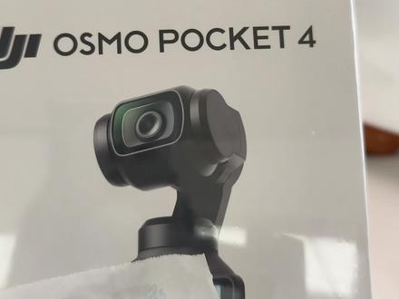 线下买的,有现货不加价 大疆pocket4现货根本不用加价,线下直接去就能买到#大疆pocket4 #大疆pocket4拍照效果 #郑州二手车 #郑州跃马车行