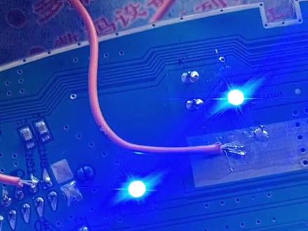 长安CX70仪表白天看不清处理办法。仪表背光灯改色。#汽车电子 #汽车电路 #团街小子