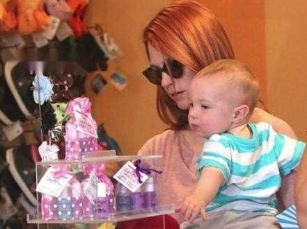 滨崎步否认与马斯克有孩子,这离谱绯闻咋传起来的?