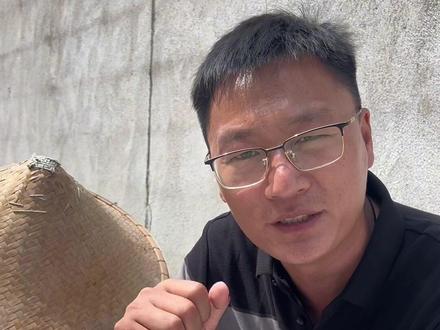 紫水晶小原石,上水效果更漂亮,喜欢的朋友下午记得早点来哦#天然水晶 #抖音助农 #源头好货 #世界水晶之都中国东海 #原石