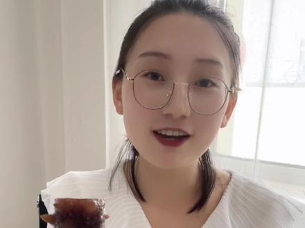 正宗的深海辽刺参,参刺粗壮,底足密集,吃着口感QQ弹弹,营养又美味。#滋补养生 #抖in健康计划 #抖in全民健康计划