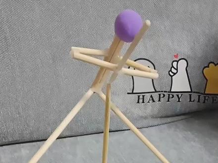 用几根一次性筷子做个平衡小人#热门 #木制工艺品 #手作木艺 #手工diy #手工