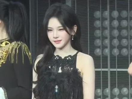 @snh48臧文萱 最好笑的代call来了🥰😋🤤
感谢@以念. 帮我代call❤️#SNH48 #臧文萱 #搞笑 #代call