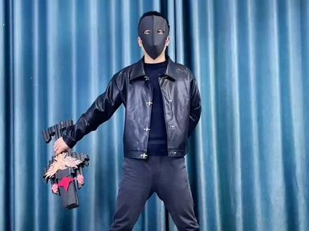 你想要这把帅气的伸缩剑吗,还可以发射飞镖哦#折纸玩具 #折纸教程 #飞镖