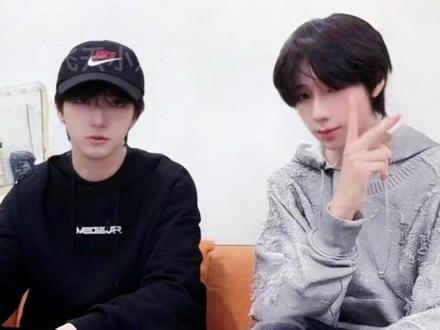 为什么偏偏是这张合照呢 (个人想法,友好讨论)#橹穆 #穆祉丞 #王橹杰 #真心