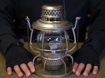 科学点煤油灯的小技巧
#露营 #露营装备 #煤油灯 #露营灯 #户外露营