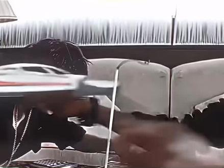 金钱是冰冷的 爱人的手是温暖的#龙凤斗