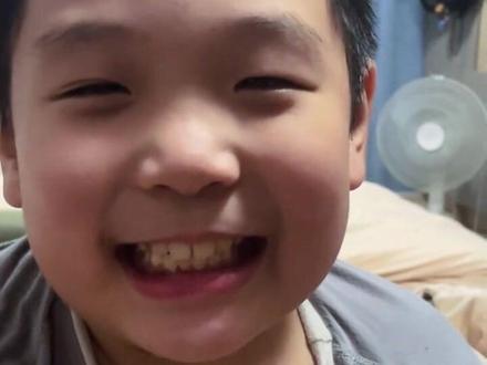 之前不懂为什么看不了,你们人多,我改
#臭屁小孩 #撒西不理哒呐 #家庭日常