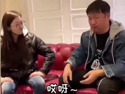 蒜薹与蒜苗的风波 到底是该叫啥啊😂
#憋住不准笑 #看一遍笑一遍 #看完不笑算我输 #每天一笑烦恼忘掉 #蒜薹蒜苗的风波
