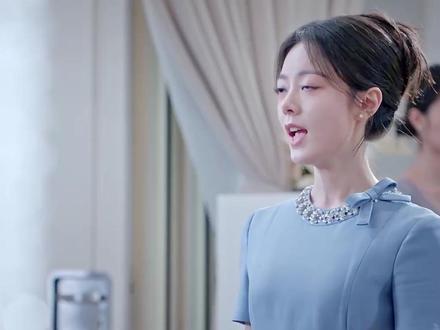 聂曦光维护妈妈当众怼人,就是这一幕让林屿森一眼爱上了她,两人在梅林确定恋爱关系,林屿森也得知自己和庄序之间是他先认识聂曦光#骄阳似我 #赵今麦 #宋威龙