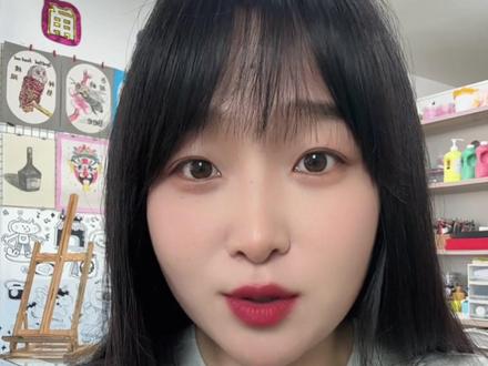 洋葱型女主叶璃,层层剥开皆是伤痕。杀伐是铠甲,孤独是底色#莫离#翻遍相册共迎这个茉莉花开