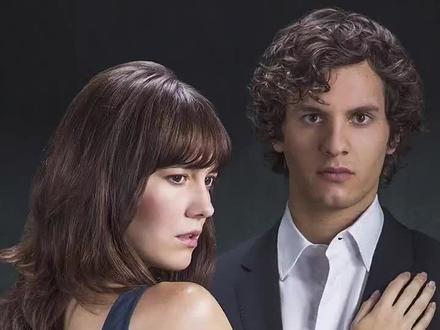 第1集|小女孩车祸去世,多年后复活回到家中