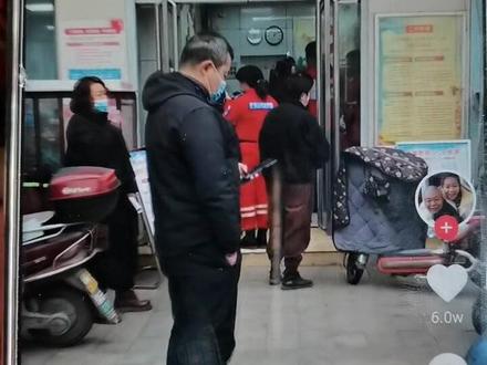 #巧合一定是巧合 这三个女的我都没关注,为啥让我同时刷到,抖音的力量太强大了吧,听说他们是小刚同学 现女友 前女友 前前女友,真的吗