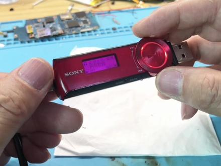 索尼2012年上市的一款MP3,B172F不开机修复,当年的闪充技术一流#mp3播放员 #播放器维修 #iPod #