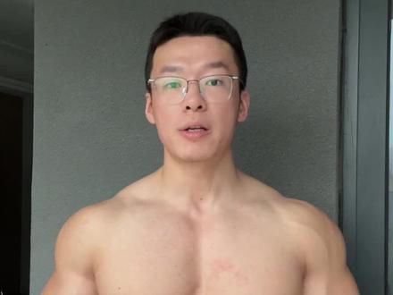 胸肌外侧厚内侧薄,练完胸总是外侧酸内侧没感觉。峡谷胸太影响门面了#健身小白必看经验 #胸肌训练 #健身干货