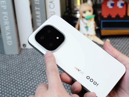 适用iqoo15镜头膜AR增透iqoo13后摄像头全包12钢化防摔防爆抗指纹#iqoo15镜头膜 #iqoo15 #镜头膜