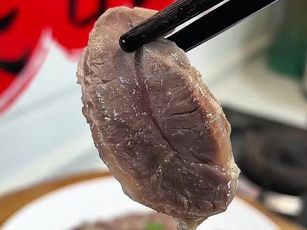 猪肉买回家赶紧试试这个盐水猪肉的做法,咸香入味,软嫩又多汁#盐水猪肉 #美食教程 #抖音年味争霸赛