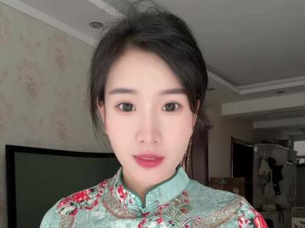 今年送考你们穿旗袍还是马面裙?#汉服#送考 #送考的仪式感有多强 #马面裙 #高考送考妈妈们穿旗袍