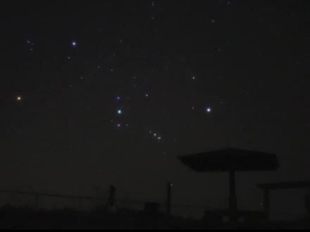 参宿四:夜空中随时可能爆炸的著名红色恒星 #参宿四 #猎户座