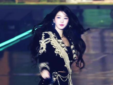 柳智敏亮相MetGala红毯那一刻,五女一之争再无悬念#Kpop #韩娱 #柳智敏 #MetGala #五女一