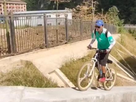 实验车刹车修好,开始浪了#越野 #山地车xc #漂移 #危险动作切勿模仿