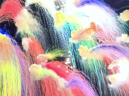 烟花起万事顺 七彩祥云见者好运 #七彩祥云 #烟花绽放 #视觉盛宴 #年味