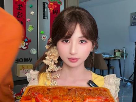 挑战用两口吃完‼️ #夜宵 #美食拼盘 #洋娃子