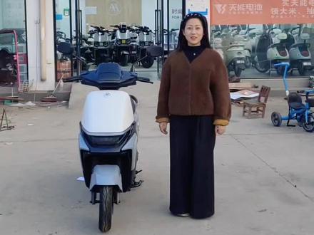 #新新国标电动车 自由出行爱玛猎骑是首选!