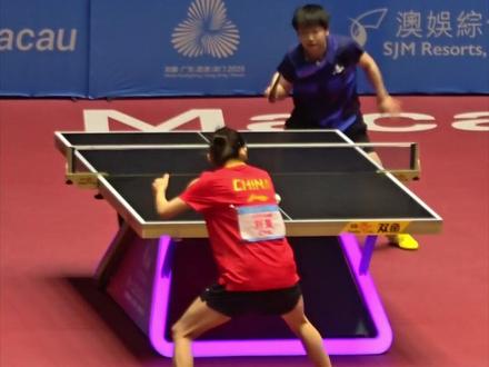 11月13日,第十五届全运会乒乓球女单比赛,孙颖莎晋级四强。赛后,孙颖莎接受采访时称,同样期待后续与朱雨玲的对决,她觉得朱雨玲的竞技状态相当不错。(广东台记者 陈咏珂)#2025全运会 #记者在现场 #媒体精选计划