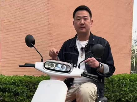 全车无钥匙,用手机就能解锁操作的电动车,你们见过吗#哈啰A80探索版 #更智能