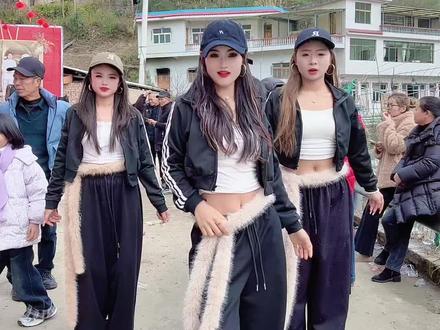 快来找婆娘回家过年了😂😂