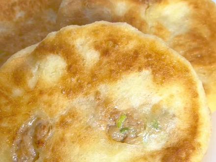 皮薄馅大,咬一口滋滋冒油的炸肉盒,能不好吃?#每日美食分享 #抖音美食推荐官 #在家做美食 #肉盒