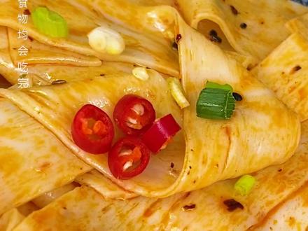 #红油面皮红油面皮的三种吃法,你都试过哪几种?你还知道哪些神仙吃法吗?#美食 #好吃 #我要上热门