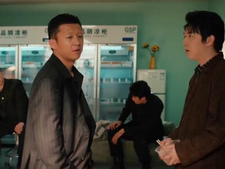 熊黑:想当年 哥就吃了重感情的亏😂#枭起青壤 #熊黑 #影娱热点团