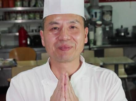 #皮蛋瘦肉粥,皮蛋瘦肉粥是粤菜里面的早茶不可缺的主食,现在是国人的营养早餐之一