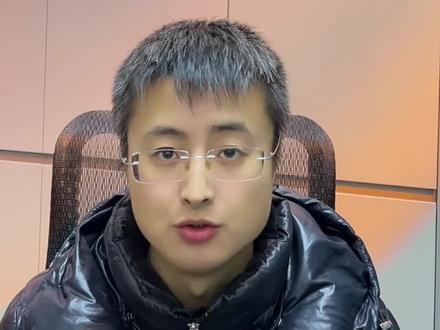 这才是有效翻唱,谁说原唱无法被超越 原来这才是有效翻唱,谁说原唱无法被超越,两个版本对比 ,你更喜欢谁唱的版本呢#虹之间 #原唱歌曲 #翻唱 #热门小助手