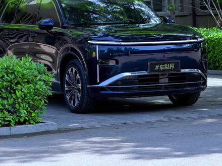 这你敢想?10万级大6座SUV,终于等到了! 国民级中大型插混SUV,五菱星光L值不值得买呢?带你沉浸式体验260公里6座旗舰型!#五菱星光L #懂车帝