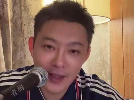 “你懂音乐吗?”一个梗引发的感慨🥺(有必要解释一下,“你懂音乐吗”这句话是最近老舅演的电视剧《低智商犯罪》里的一句台词,直播间里老舅开始没反应过来,很认真的在回答,后来工作人员提醒才反应过来这是剧里的一个梗,不管怎么样,他都是一个真诚温柔的人)你要坚信,你一直都很棒!有很多很多的人爱你!#董宝石#宝石Gem#宝石老舅!@宝石Gem @宝石Gem工作室