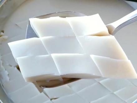 邪修版的皮冻谁做的好吃呀!分享一下呗!#一人一个春节传统年俗 #动手自己做美食 #邪修 #猪皮冻