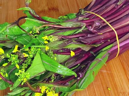 为什么饭店的炒红菜苔那么好吃?原来是这样炒的,大厨教你诀窍