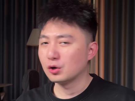 年末爆款搞笑剧《年少有为》,但其实原著小说更加轻松下饭#年少有为原著 #年少有为 #亏成首富从游戏开始 #网文 #年少有为小说