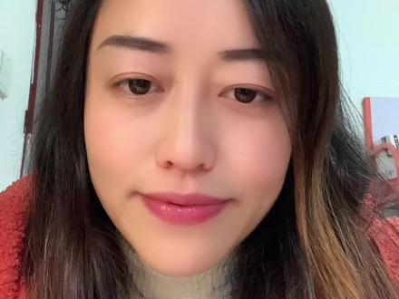 研究者托马斯和切斯通过“纽约纵向追踪研究”结果,把婴儿的气质分为三类:容易抚养型:生活有规律,节奏明显。抚养困难型:生活节律差,负面情绪多,发展缓慢型:对环境适应和新事物反应都比较慢,心境不开朗……所以,家长根据不同宝宝的特质因材施教,才能更好的适应宝宝的节奏!