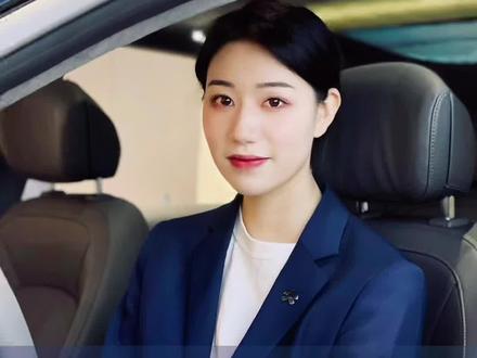 蔚来花样解锁姿势,你get到了吗?#蔚来 #dou是好车 #南昌 #et7迎接未来 #50万的国产车值不值 #国货之光 #挡不住的颜值