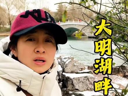 紫腹吸蜜和夏雨荷的故事。 紫腹吸蜜鹦鹉和彩虹吸蜜鹦鹉有啥区别,到底哪个可以养?#鹦鹉品种 #吸蜜鹦鹉 #鹦鹉开放名单 #鹦鹉品种选择 #带标识合法鹦鹉