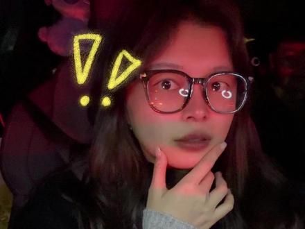 新年第一波八卦已送到 旧瓜新吃 Get! 千呼万唤始出来的《室友》闪亮登场!
#顺风车 #小米su7 #记录真实生活 #日常vlog #奇葩室友