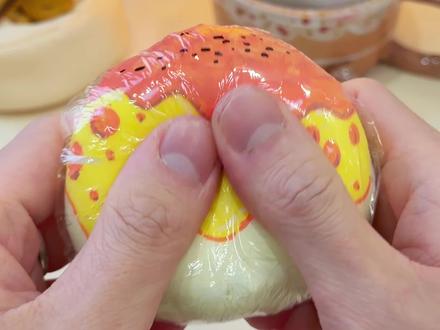 当捏捏做了个噩梦……
#抽象 #捏捏乐 #手工教程 #用一张图证明你是手工人 #宝藏生活家企划